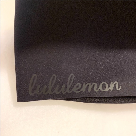 LULULEMON TAKE SHAPE BRA SZ 34B BNWT - Picture 8 of 10